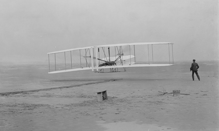 Photo de l’envol historique du Flyer des frères Wright