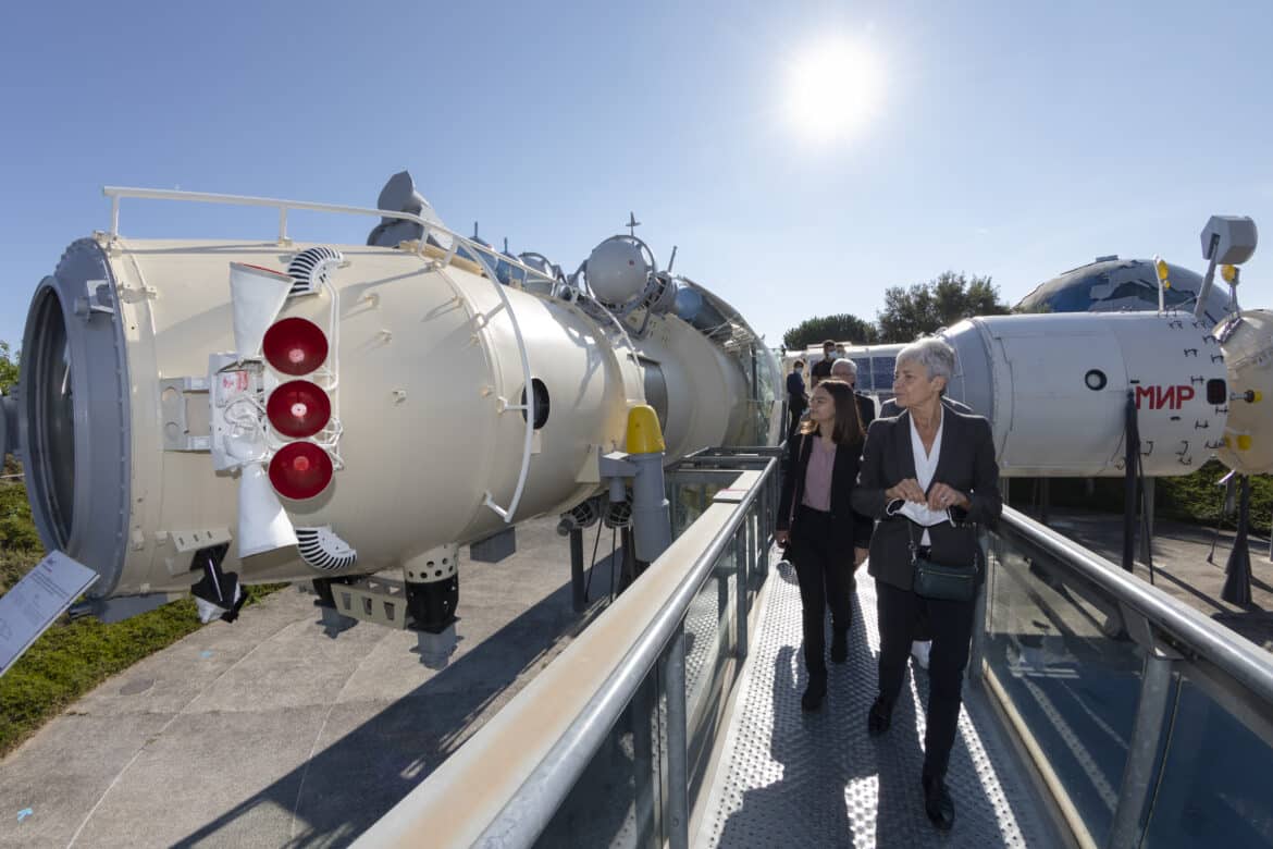 Visite de la Cité de l'espace en présence de Claudie Haigneré