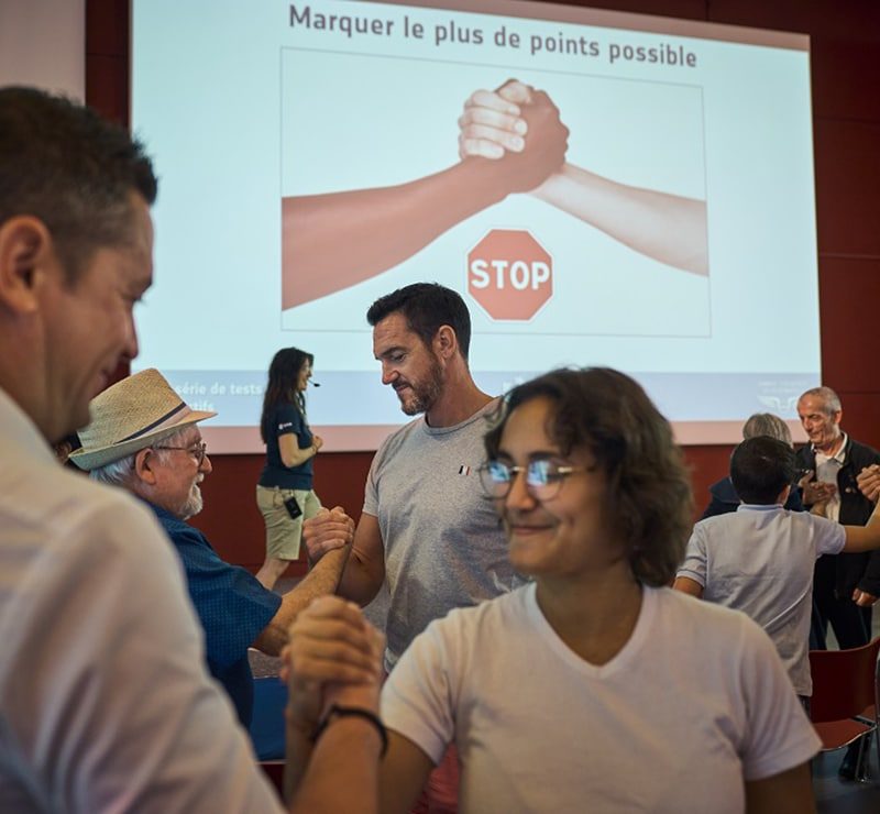 Recrutement astronautes - Testez votre force - Cité de l'espace