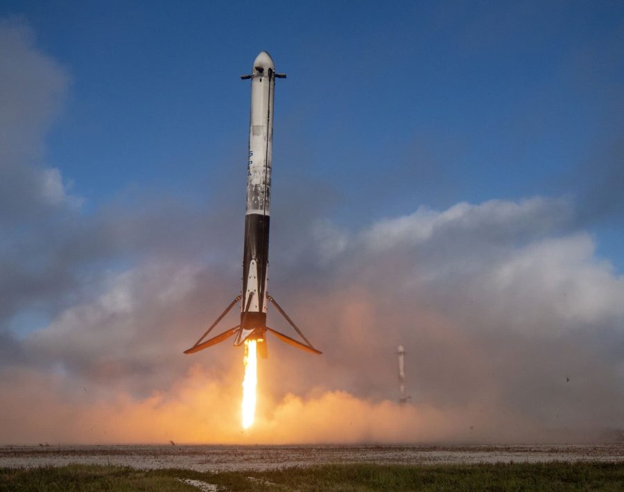falcon-heavy-booster-retour