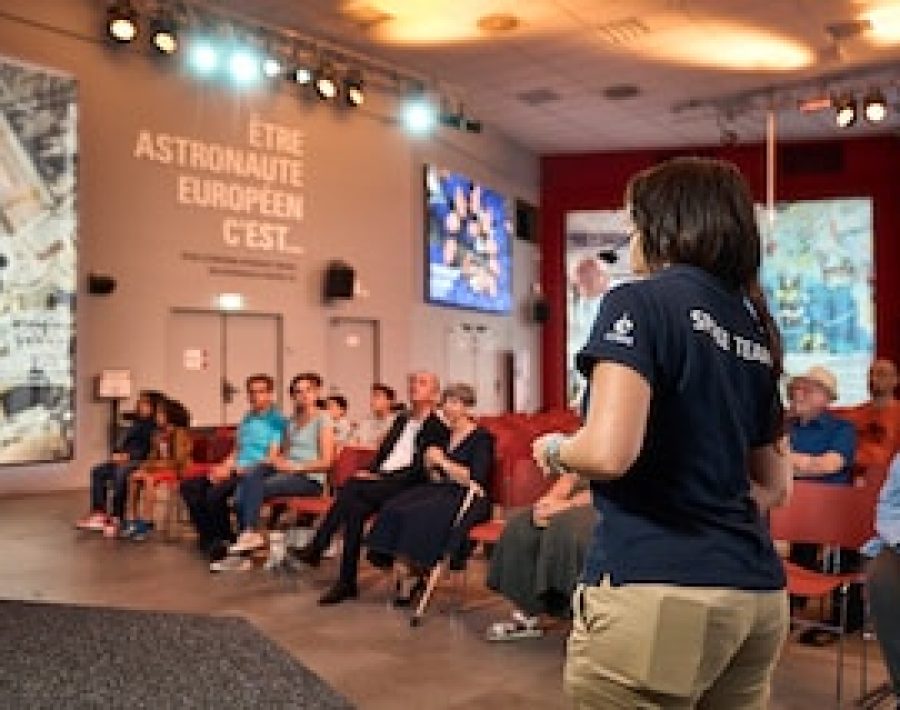 Animation "Comment l'ESA recrute ses astronautes ?"