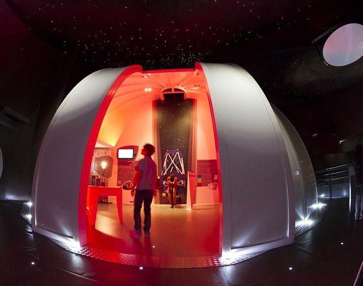 L'observatoire - Rendez-vous aux confins de l'Univers - Cité de l'espace