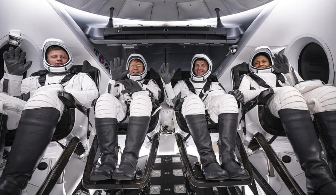 Le Crew-8 s’envole vers la Station spatiale internationale