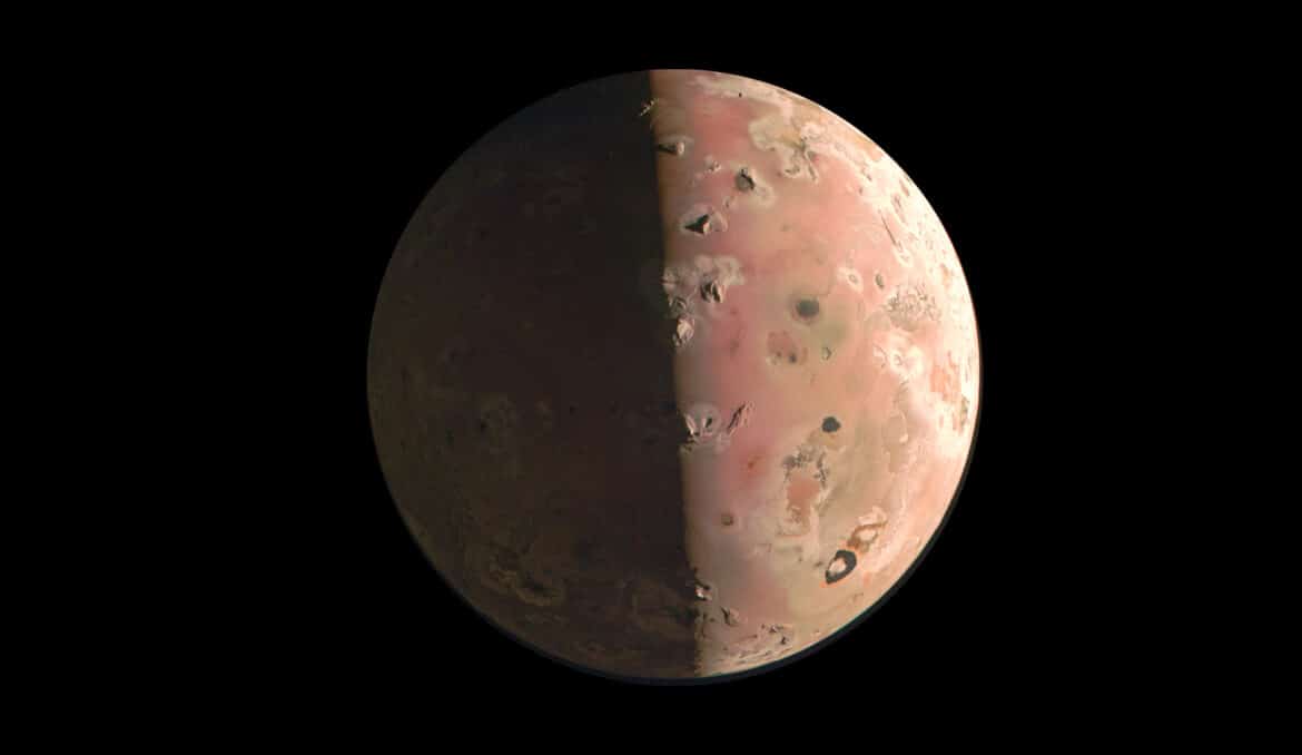 Nouvelle image d’Io, la lune de Jupiter aux 400 volcans