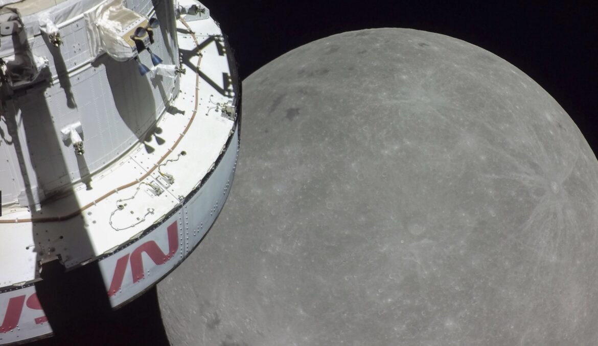 Orion et la Lune en images